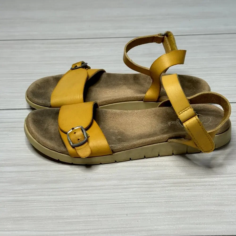 Cat & Jack Girls Yellow Ankle Strap Sandals‎ Adjustable Buckle Summer Casual 1